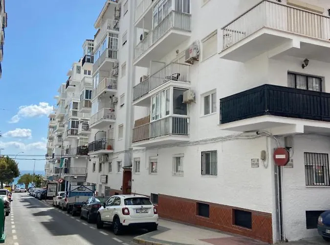 Edificio Chaparil * Nerja